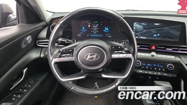Hyundai AVANTE Новый Avante (CN7) — Фото автомобиля 13