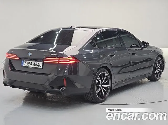 BMW 5 Series G60 — Фото автомобиля 4