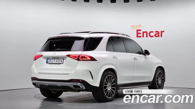 Mercedes-Benz GLE-Class — Фото автомобиля 2