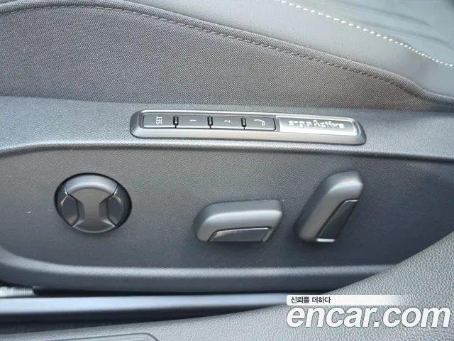 Volkswagen Golf 8th Gen — Фото автомобиля 13