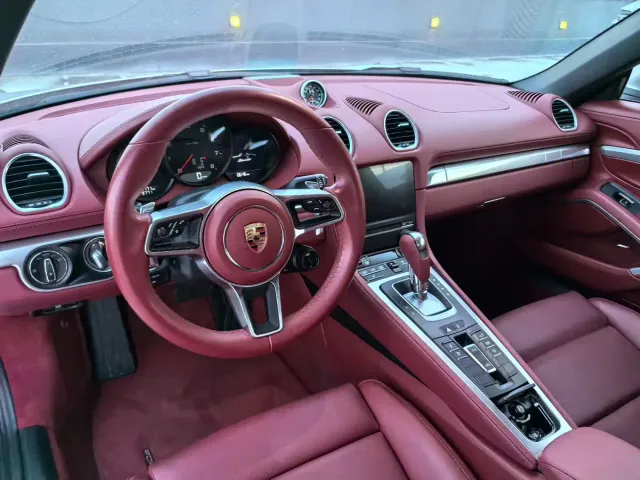 Porsche 718 — Фото автомобиля 5