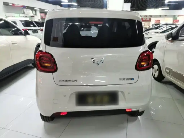 Wuling Hongguang Mini EV — Фото автомобиля 5
