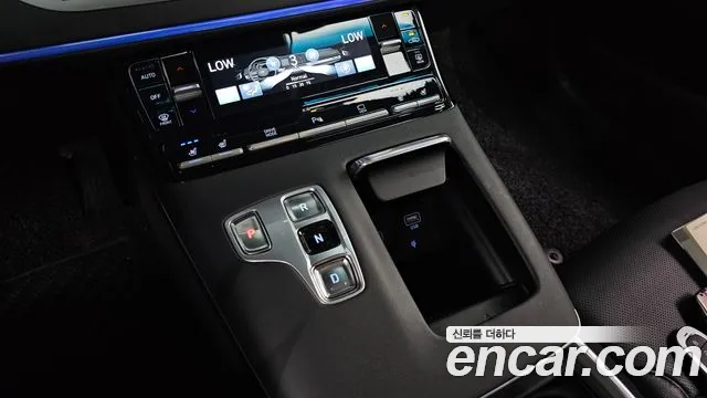 Hyundai Grandeur Новый Grandeur IG — Фото автомобиля 9
