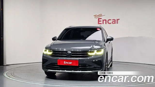 Volkswagen Tiguan Tiguan 2 поколение 2.0 TDI Prestige — Фото автомобиля 3