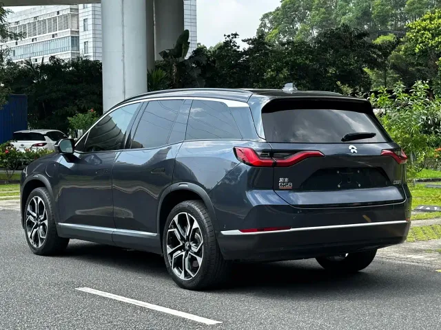 Nio ES8 — Фото автомобиля 5