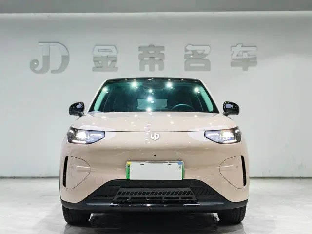 Leapmotor A10 — Фото автомобиля 2