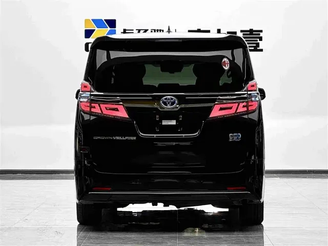 Toyota Vellfire — Фото автомобиля 5