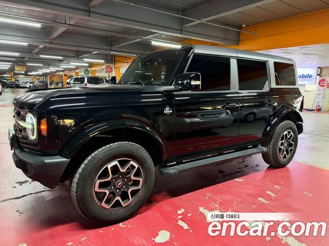 Ford Bronco 6th Gen — Фото автомобиля 3