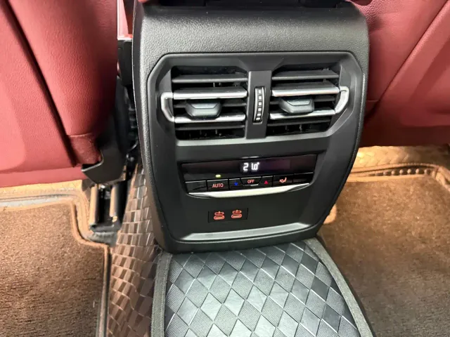 BMW 3 Series — Фото автомобиля 11