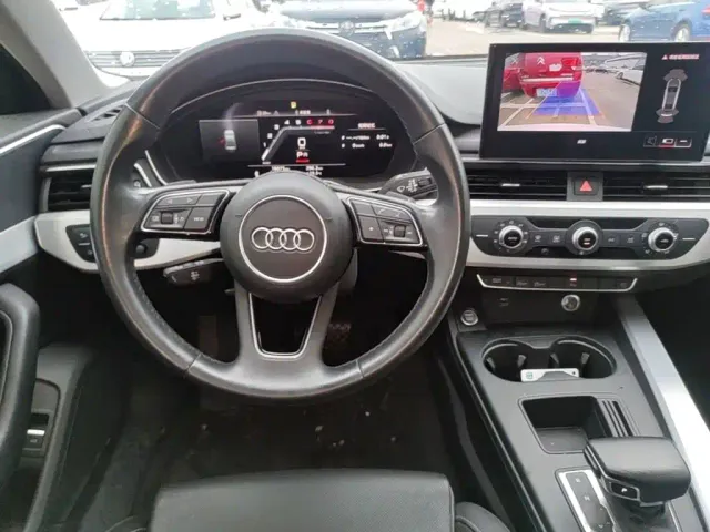 Audi A4L — Фото автомобиля 10