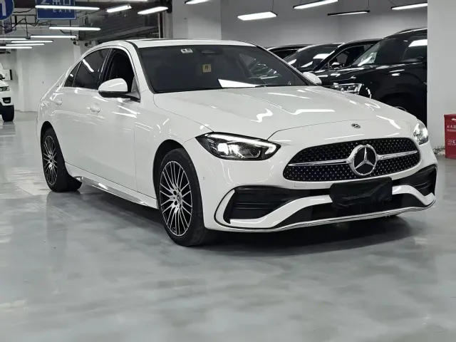 Mercedes-Benz C-Class — Фото автомобиля 3