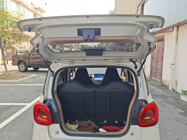 Wuling Hongguang Mini EV — Фото автомобиля 18