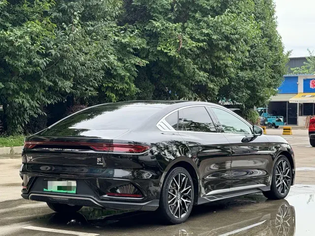 BYD Han — Фото автомобиля 14