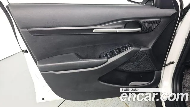 Kia Seltos — Фото автомобиля 6