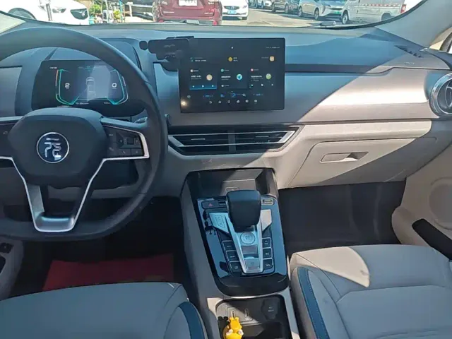 BYD Yuan Pro — Фото автомобиля 12