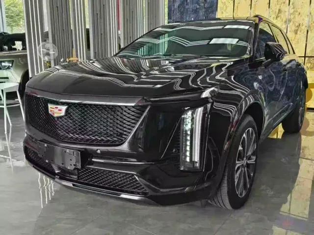 Фотография автомобиля — Cadillac XT5