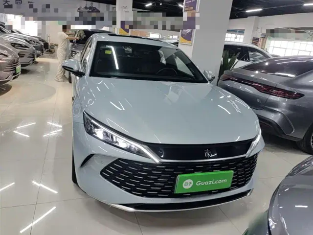 BYD Qin L — Фото автомобиля 2