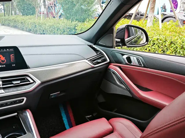 BMW X6 — Фото автомобиля 13
