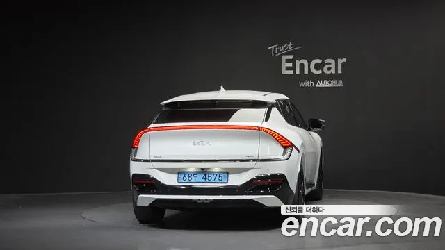 Kia EV6 — Фото автомобиля 3