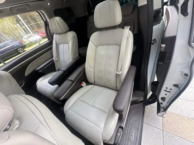GAC Trumpchi M8 — Фото автомобиля 9