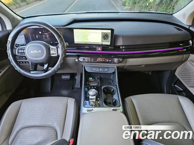 Kia Carnival — Фото автомобиля 8