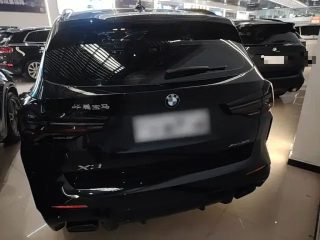 BMW X3 — Фото автомобиля 3