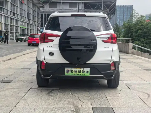 BYD Yuan Pro — Фото автомобиля 4