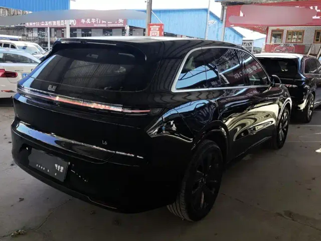 Li Auto L6 — Фото автомобиля 3