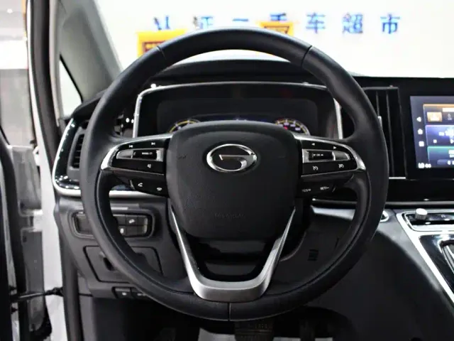 GAC Trumpchi M8 — Фото автомобиля 6