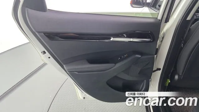 Kia Seltos Seltos Бензин 1.6 турбо 2WD — Фото автомобиля 25