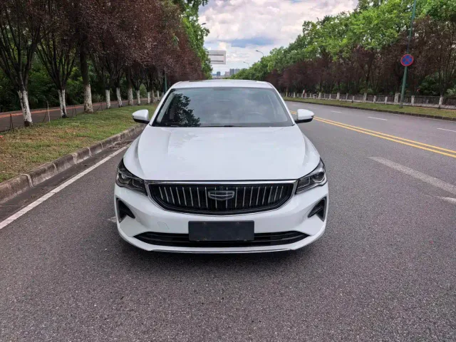 Geely Emgrand — Фото автомобиля 2