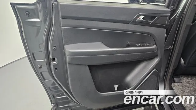 KG_Mobility_Ssangyong Rexton Новый Rexton Sport Дизель 2.2 4WD — Фото автомобиля 25