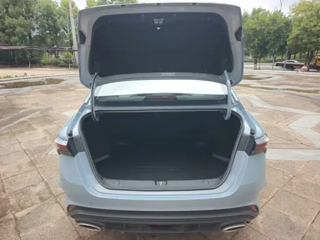 Geely Binrui — Фото автомобиля 18