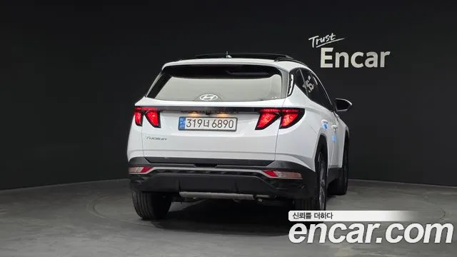 Hyundai Tucson Tucson (NX4) Бензин 1.6 турбо 2WD — Фото автомобиля 4