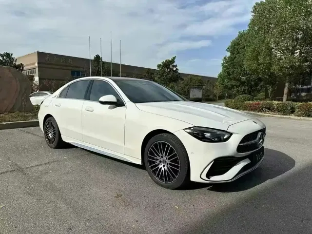 Mercedes-Benz C-Class — Фото автомобиля 3