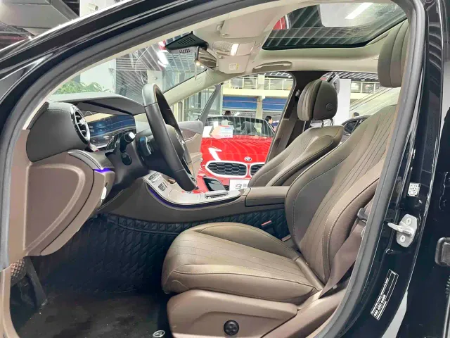 Mercedes-Benz E-Class — Фото автомобиля 9