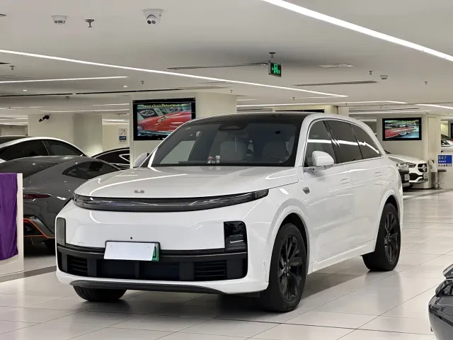 Фотография автомобиля — Li Auto L7