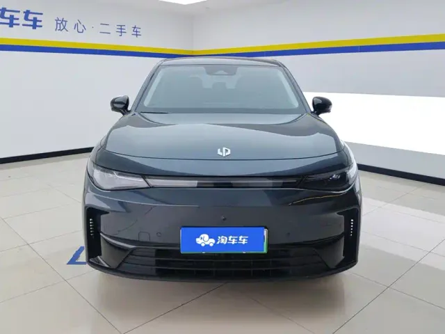 Leapmotor C10 — Фото автомобиля 2