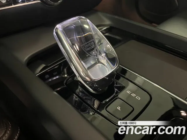 Вольво V60 V60 Cross Country 2 поколение B5 Ultimate AWD — Фото автомобиля 9