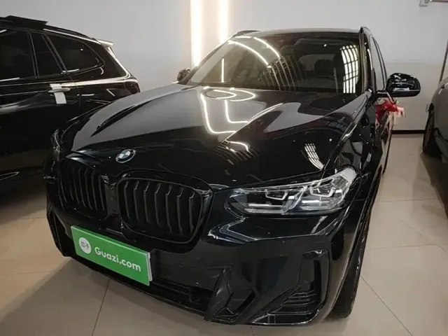 Фотография автомобиля — BMW X3
