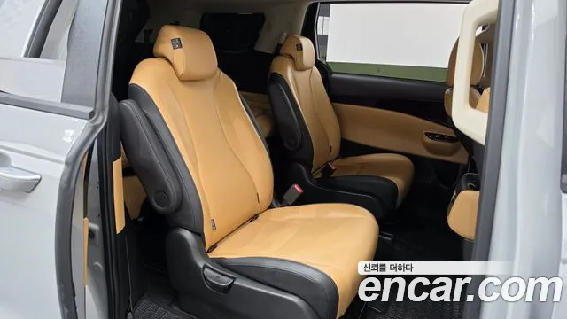 Kia Carnival 4th Gen — Фото автомобиля 17