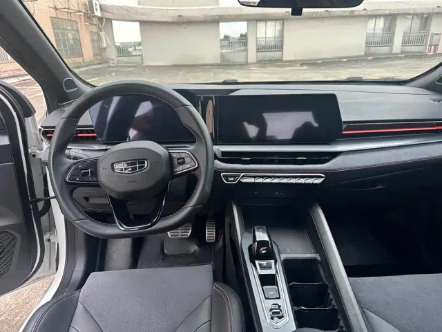 Geely Binrui — Фото автомобиля 4