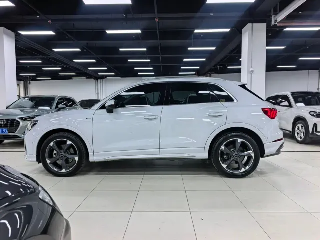 Audi Q3 — Фото автомобиля 7
