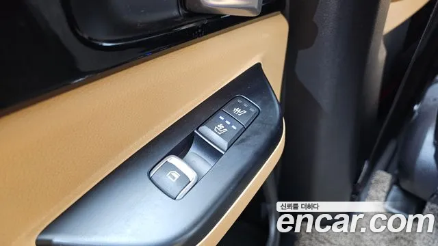 Kia Canival Carnival 4 поколение 9 мест Prestige — Фото автомобиля 19