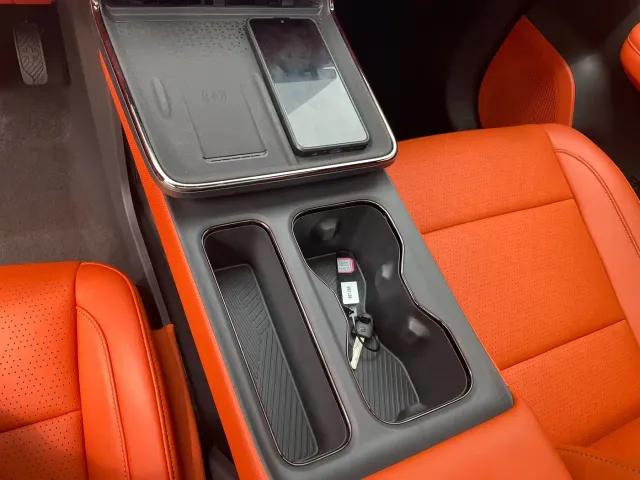 Toyota BoZhi 3X — Фото автомобиля 12