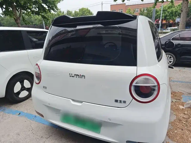 Changan Lumin — Фото автомобиля 3