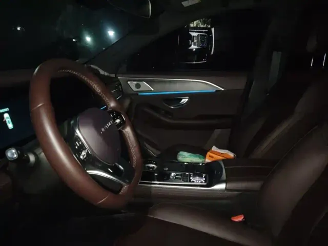 Jetour X90 — Фото автомобиля 15