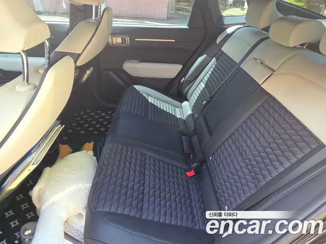 Kia EV4 — Фото автомобиля 10