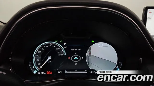 Genesis GV70 — Фото автомобиля 8