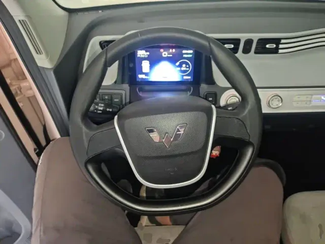 Wuling Hongguang Mini EV — Фото автомобиля 10
